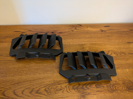 C6 Base Fog Light Oil-Cooler Intake (Pair)